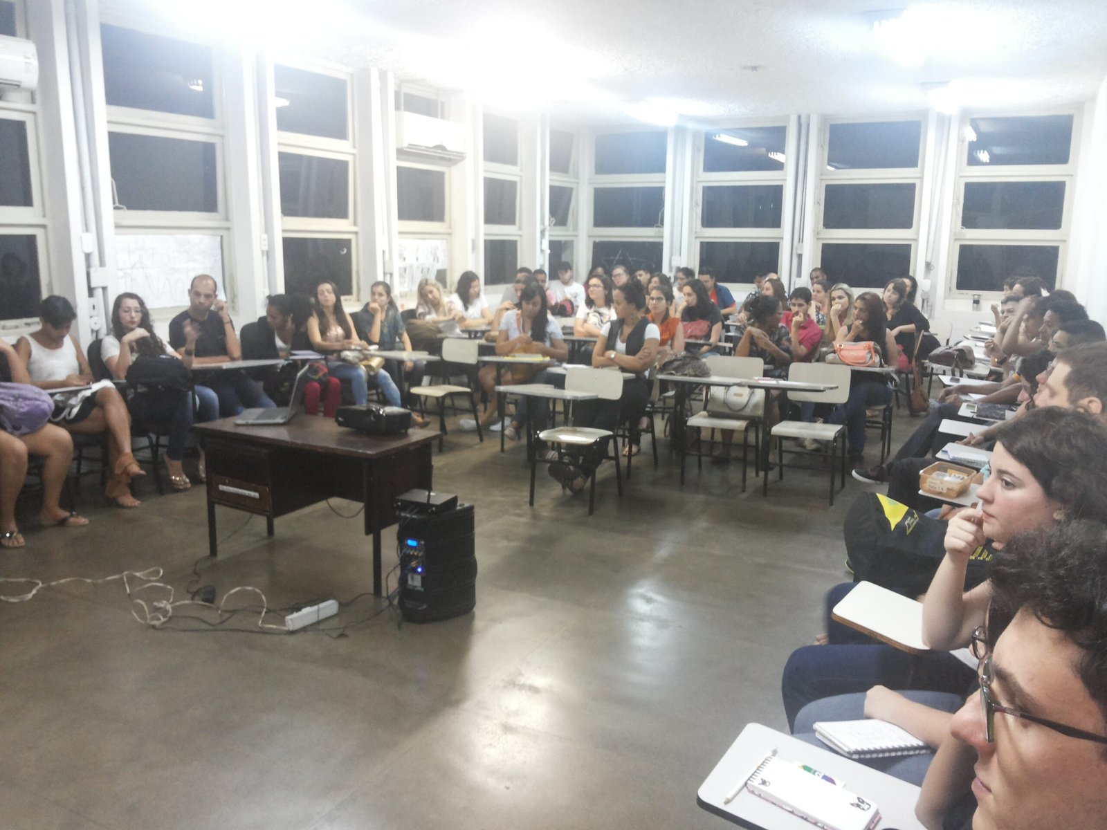Turma conclui oficina sobre jornalismo e direitos humanos