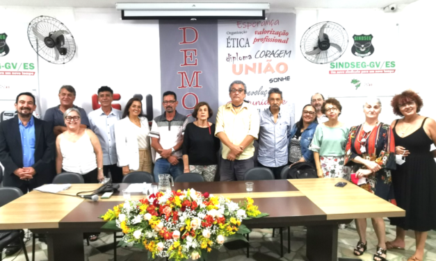 Defesa da democracia e roda de conversa marcam posse da nova diretoria