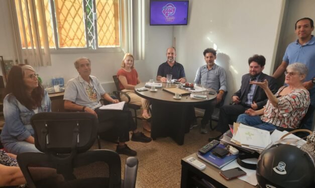 Pauta dos servidores da RTV/ES é tema de reunião entre sindicatos e dirigente da autarquia