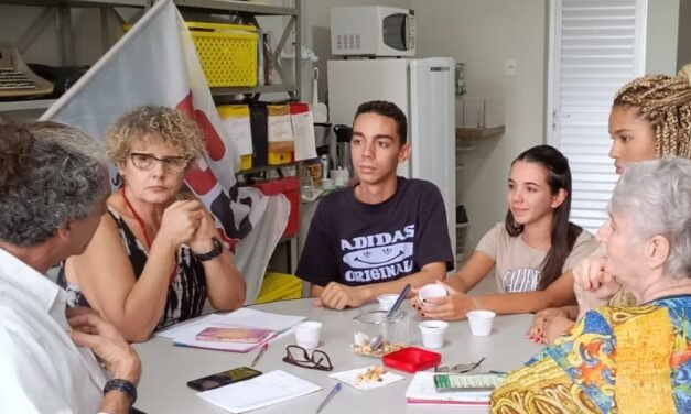 Pautas comuns ao jornalismo são destaques em reunião entre SINDIJORNALISTAS/ES e CA de Comunicação da UFES