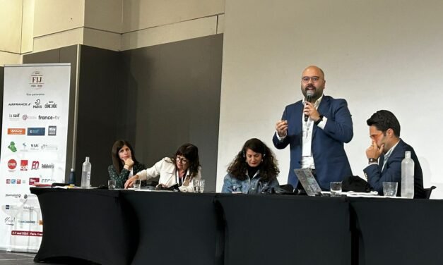 FENAJ discute organização sindical da juventude jornalista em mesa do 100º Congresso da FIJ
